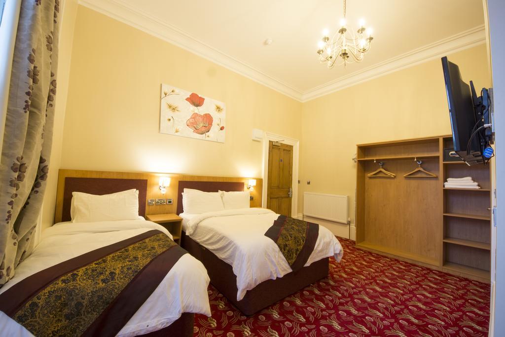 Edgerton Hotel Хаддерсфилд Экстерьер фото